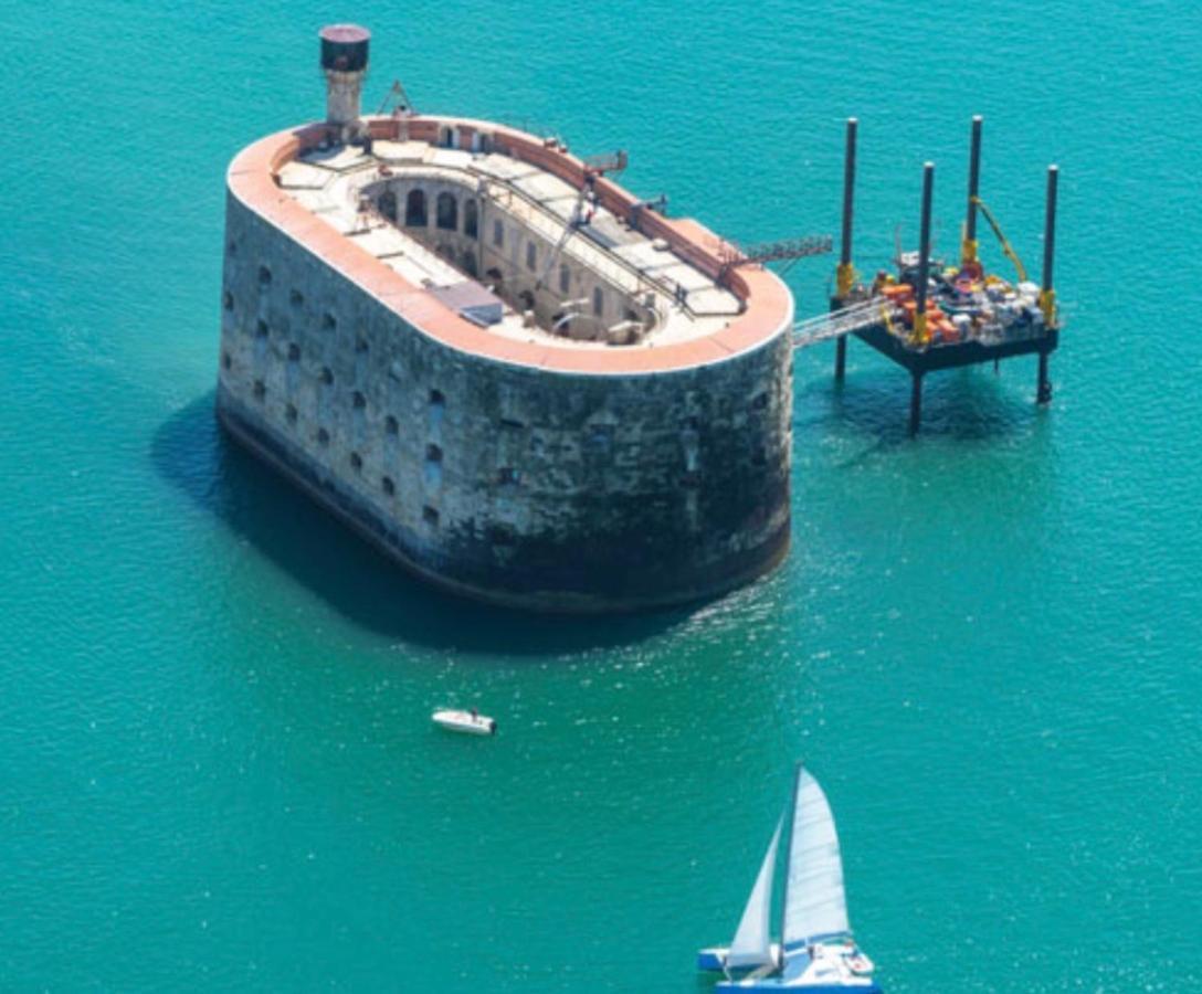 Nuit Insolite Sur Un Voilier Linge Et Menage Inclus - Boat Paradise La Rochelle La Rochelle  Exterior photo